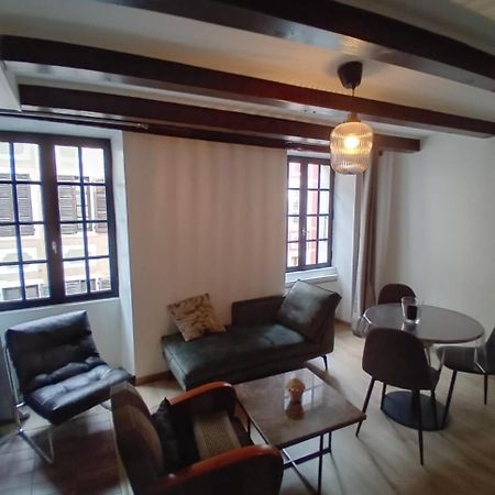 Le Carnot 2 Etoiles Hypercentre Vieille Ville Annecy Exterior foto