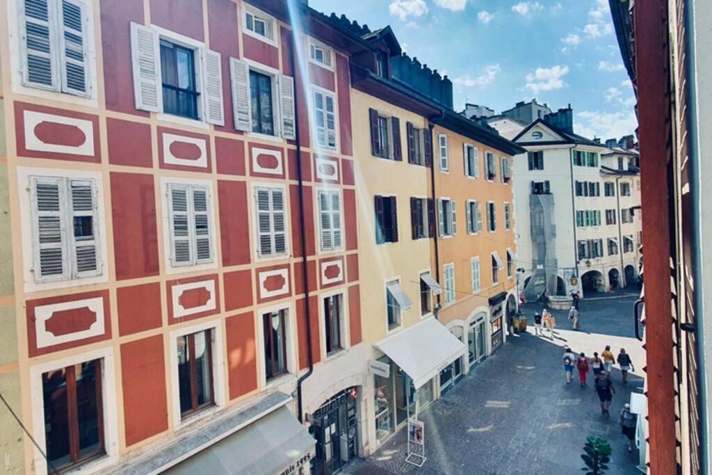 Le Carnot 2 Etoiles Hypercentre Vieille Ville Annecy Exterior foto